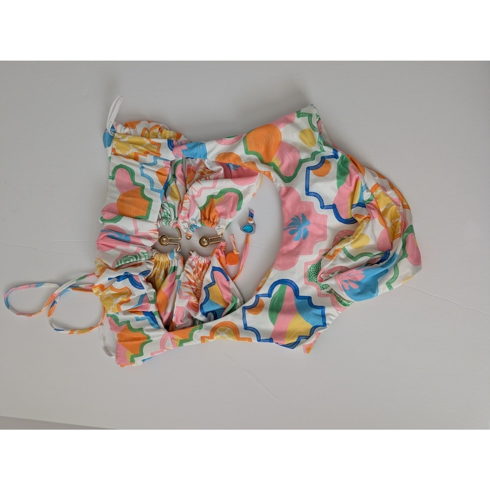 Amar By Amarante One-Piece Swimsuit Size Medium Colorful Cut Out Brazil Beachy - Picture 3 of 13